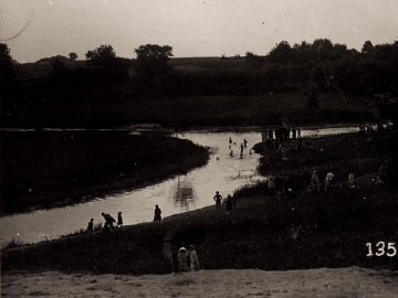 Волинська річка Луга на столітніх світлинах