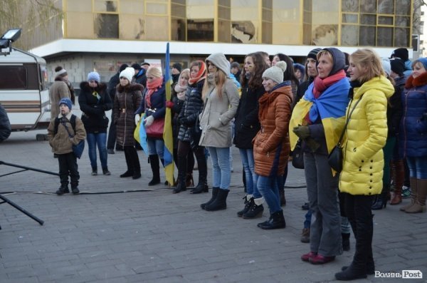 Другий день Нового Майдану у Луцьку. ФОТО