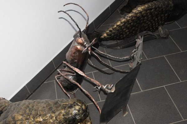 Волинський коваль продає свою дорогоцінну колекцію заради армії. ФОТО