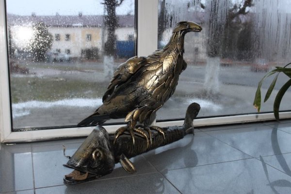 Волинський коваль продає свою дорогоцінну колекцію заради армії. ФОТО