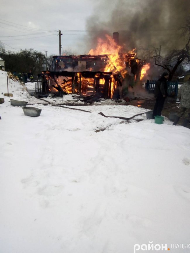 На Волині в пожежі згоріла покійниця. ФОТО
