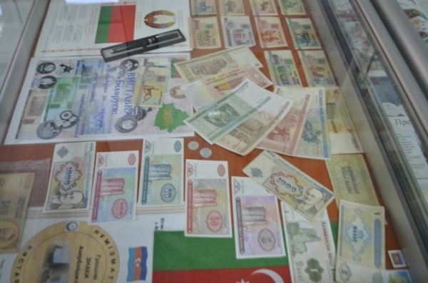 У Луцьку - виставка радянських грошей. ФОТО