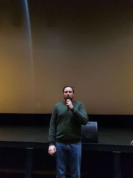 В кінотеатрі у Луцьку влаштували благодійний показ кінострічки про Кобзаря. ФОТО