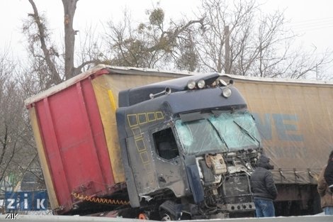 У страшній аварії на Львівщині загинуло 5 людей. ФОТО. ВІДЕО