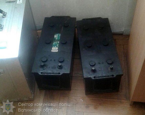 На Волині спіймали банду, яка крала акумулятори з машин