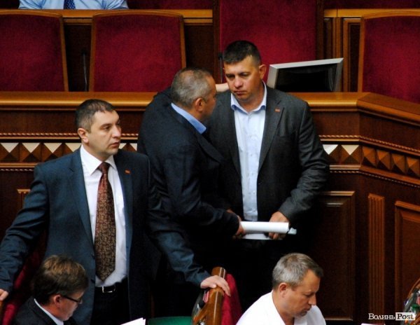 «Піт чола» волинських нардепів, або Рада перед канікулами. ФОТО