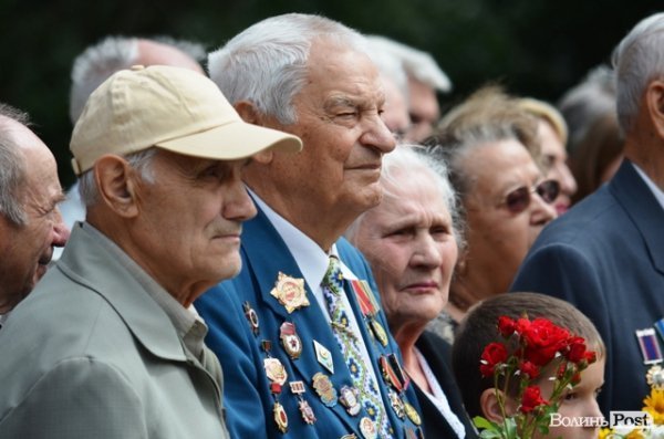 У Луцьку вшанували пам'ять героїв війни. ФОТО