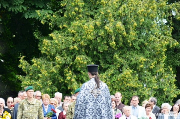 У Луцьку вшанували пам'ять героїв війни. ФОТО