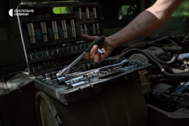 Майстерні на колесах: як бійці волинської бригади відновлюють військову техніку в зоні бойових дій