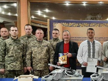 У Луцьку мистецький діяч зібрав понад 1 мільйон гривень для ЗСУ