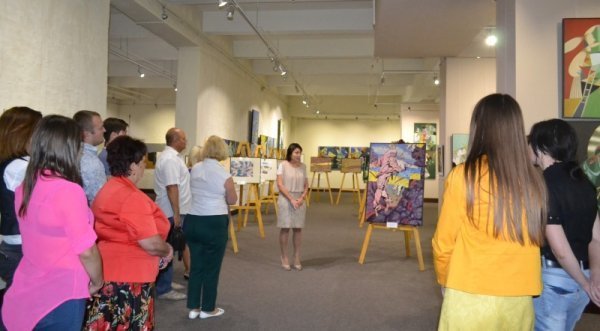 У Луцьку презентація проекту «Два погляди» художника Миколи Кумановського