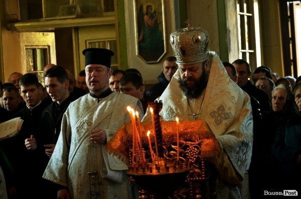 Луцьк провів в останню путь Героя АТО Валерія Марцинюка. ФОТО 