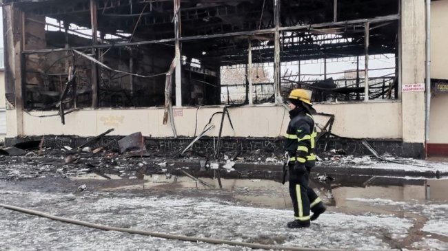 Пожежа на Центральному ринку Луцька: що кажуть підприємці і які версії розглядає поліція