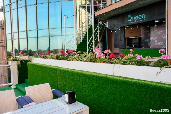 У Луцьку відкрили нову літню терасу із неймовірним краєвидом на місто*