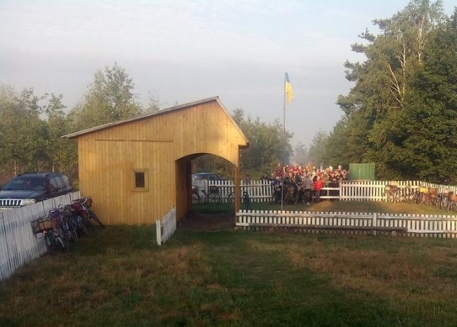 По чорниці - до Білорусі: луцькі прикордонники розпочали пропуск громадян