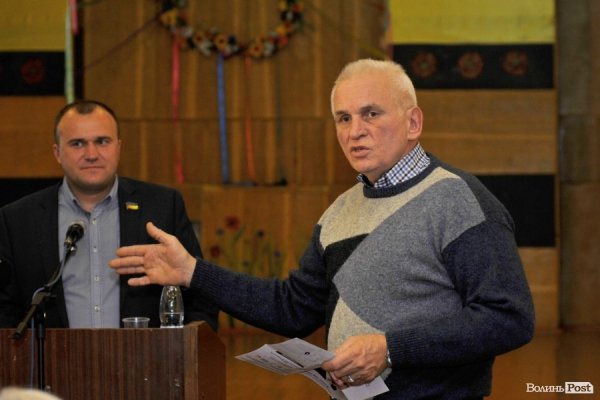 Нові дороги та чисті парки: Петро Нестерук відзвітував за рік роботи