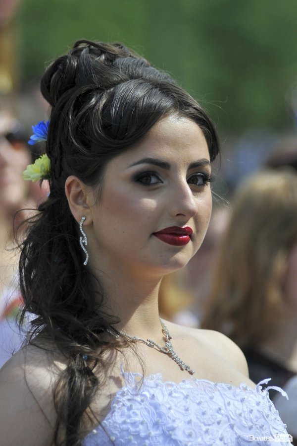 Парад наречених у Луцьку. ФОТО