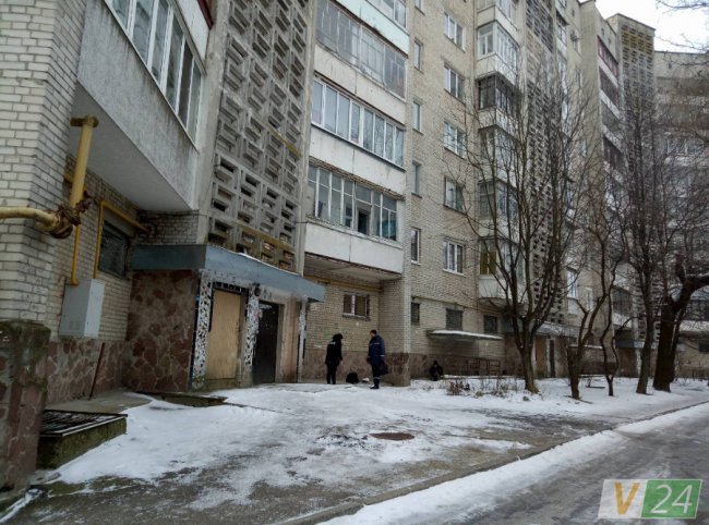 У Луцьку в підвалі будинку згорів безхатько