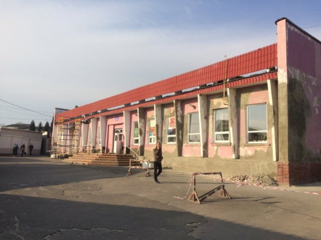 У Володимирі ремонтують автостанцію