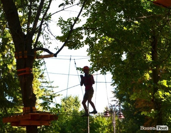 «Проблемних» дітей вчили альтернативному відпочинку. ФОТО 