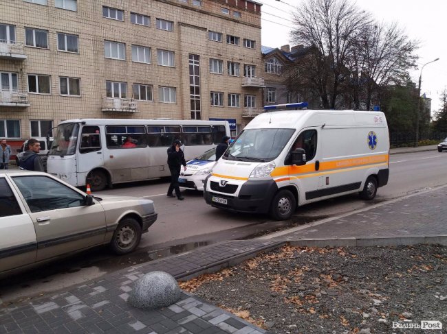 У Луцьку на переході збили жінку
