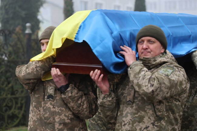 У Луцьку попрощалися з Героєм Михайлом Чернюком