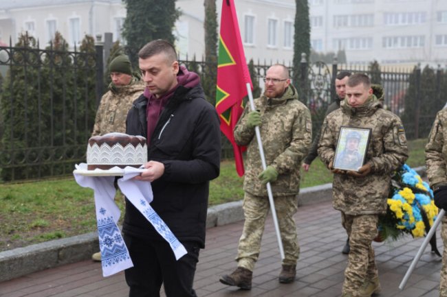 У Луцьку попрощалися з Героєм Михайлом Чернюком