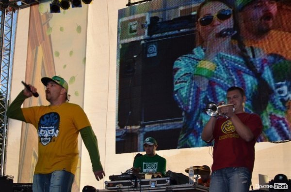 Лучан із Днем міста вітали ФлайzZzа, Мандри і Mad Heads