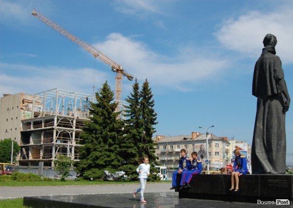 Неформальні екскурсії, музичні вулиці, історія просто неба: Луцьк заманює туристів