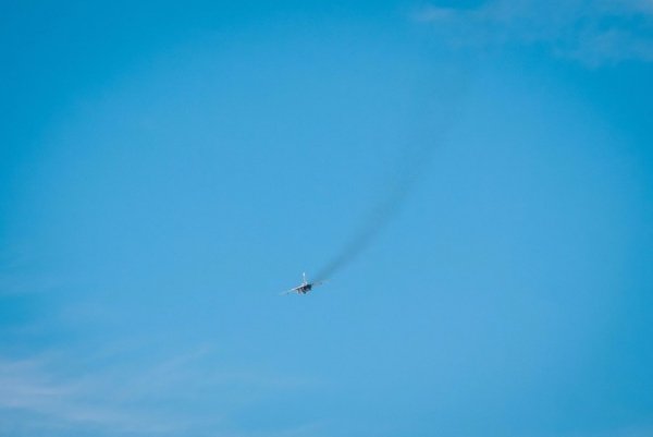 Краса і сила: в мережі з'явились нові фото літаків у небі над Луцьком. ФОТО