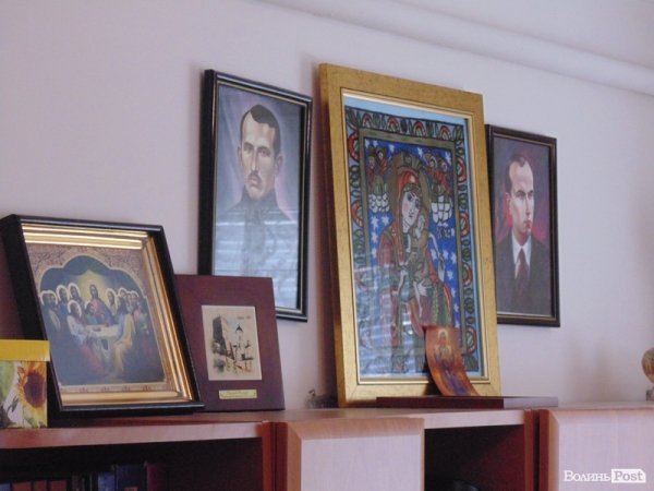 Портрети у спальні