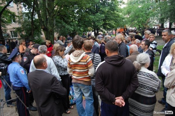 Обвал будинку в Луцьку. ФОТО