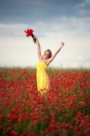 Маки 15.06.2013 с. Зоряне Луцький район. Автор Юрій Наумович