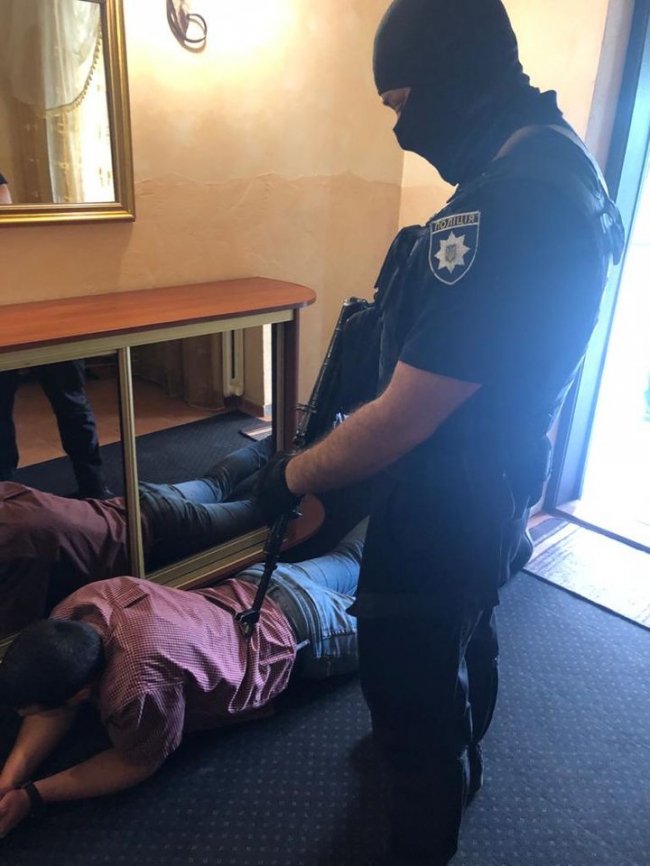 На Львівщині у «реабілітаційному центрі» незаконно утримували десятки людей. ФОТО