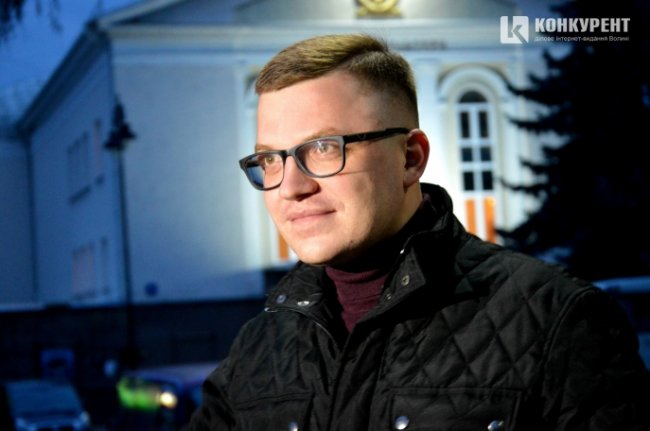 Луцькі пенсіонери зможуть безкоштовно відвідувати театр