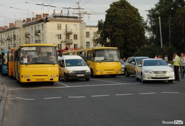 «Поліське літо з фольклором» завершили парадом, концертом і феєрверком. ФОТО