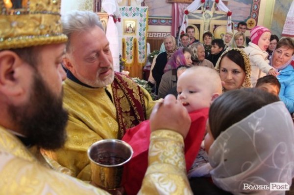 На Волині освятили триповерхову дзвіницю. ФОТО.ВІДЕО