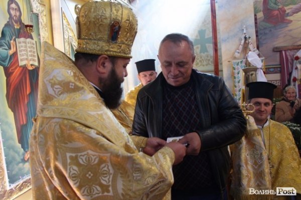 На Волині освятили триповерхову дзвіницю. ФОТО.ВІДЕО