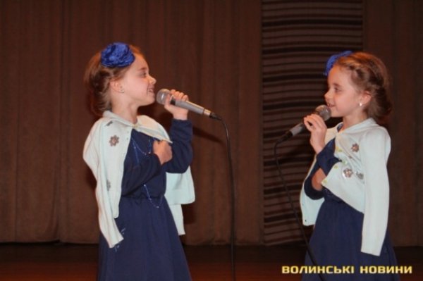 У Луцьку відбувся конкурс близнюків