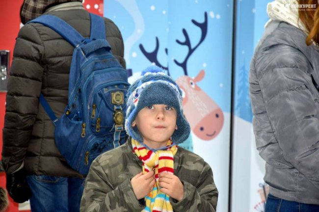 У луцькому «Промені» для дітей влаштували свято Миколая. ФОТО