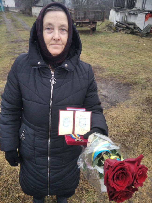 Родичі отримали посмертні нагороди Героїв з Волині. ФОТО
