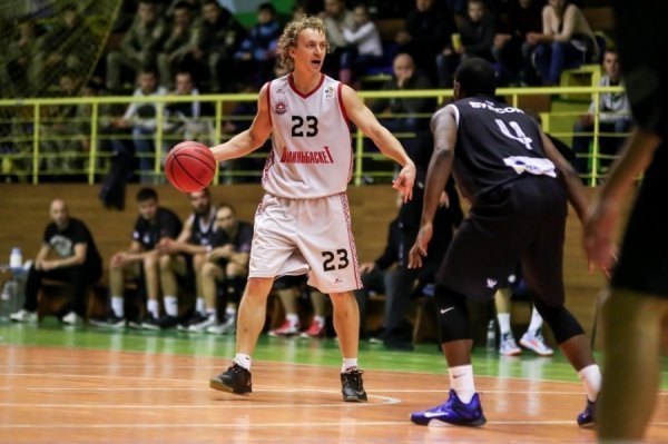 «Волиньбаскет» у драматичному матчі програв «Кременю»