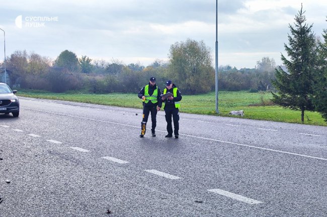 Аварія на Волині: машина злетіла в кювет