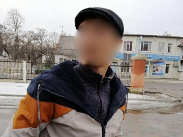 На Волині затримали двох чоловіків, які знущались над рідними. ФОТО
