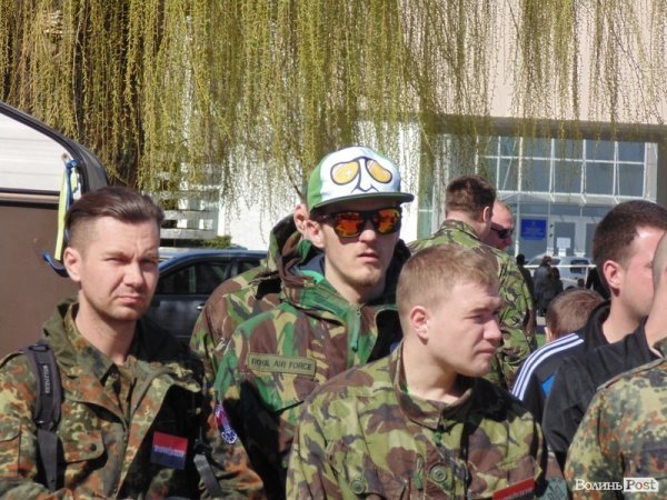 «Зраді стоп!» – Народне віче у Луцьку. ФОТО