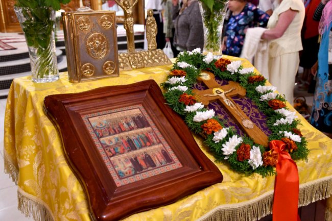 У Луцьку прихильники УПЦ (МП) відзначили велике свято. ФОТО