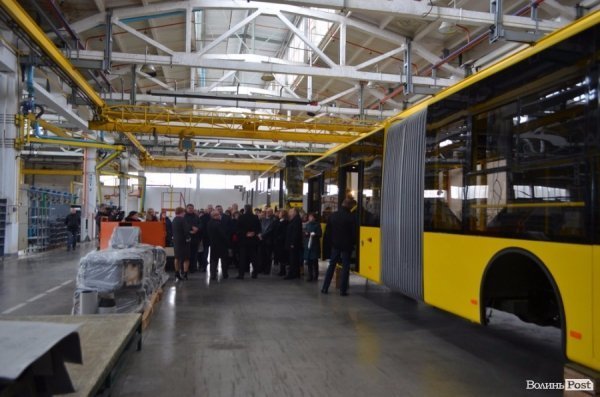 На Волині - 5 нових шкільних автобусів