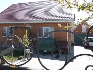 Дітей з хати виносили на руках: деталі отруєння сім'ї чадним газом у Ківерцях. ВІДЕО