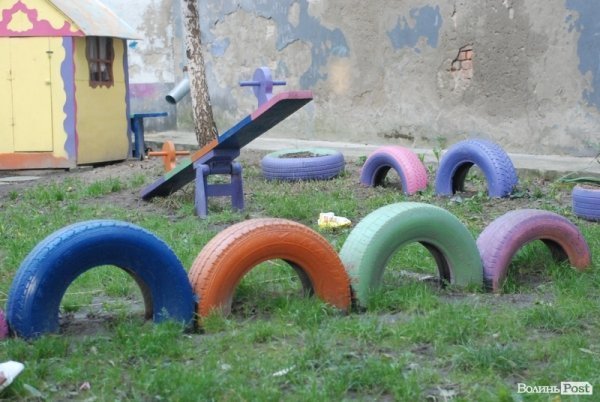  «Секретний» дитячий майданчик у Луцьку. ФОТО 