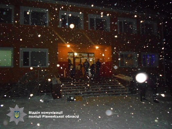 Газ, ножі та пістолети: волинський «дебош» на Рівненщині